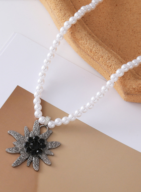 小众轻奢雪绒花仿珍珠项链