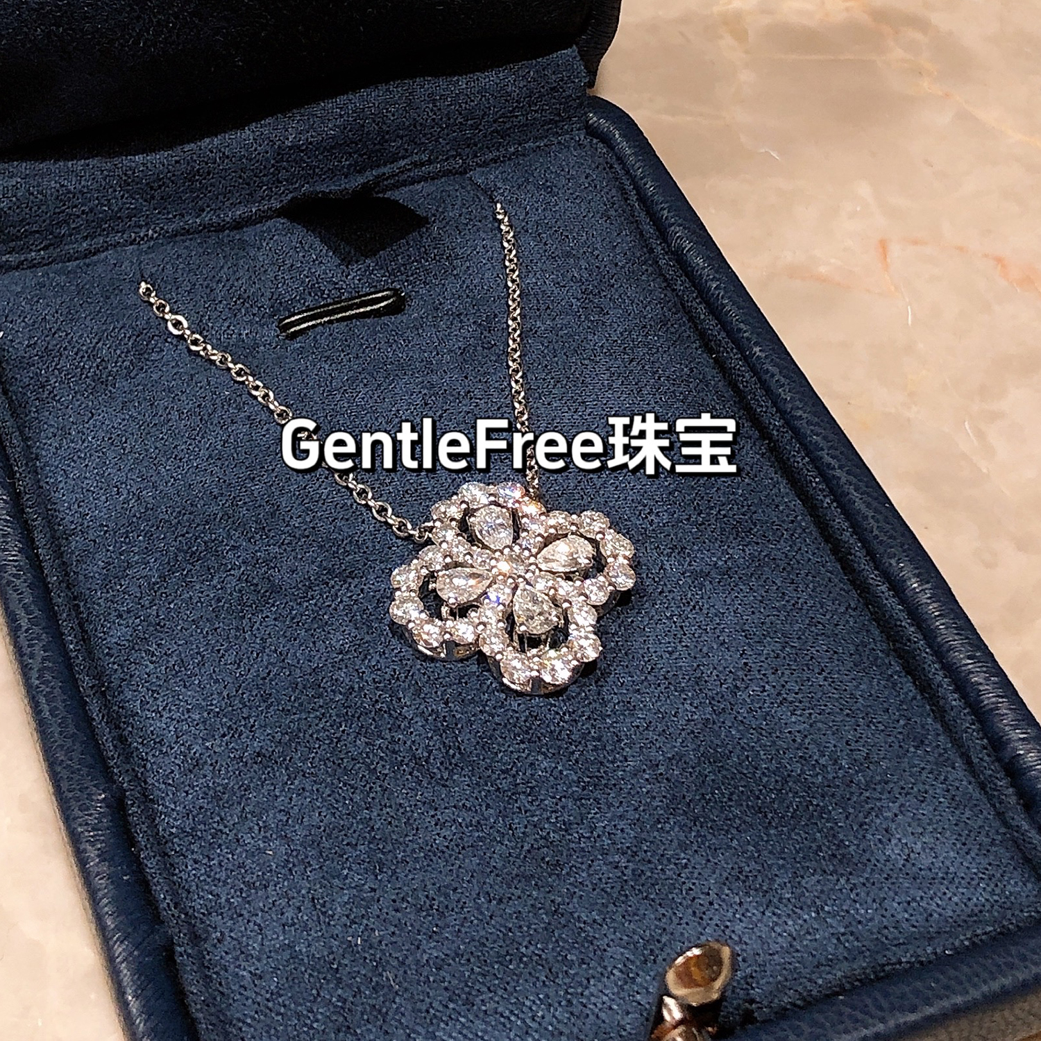 GentleFree珠宝定制18K白金loop大号满钻四叶草花项链 锁骨链女士 - 图1