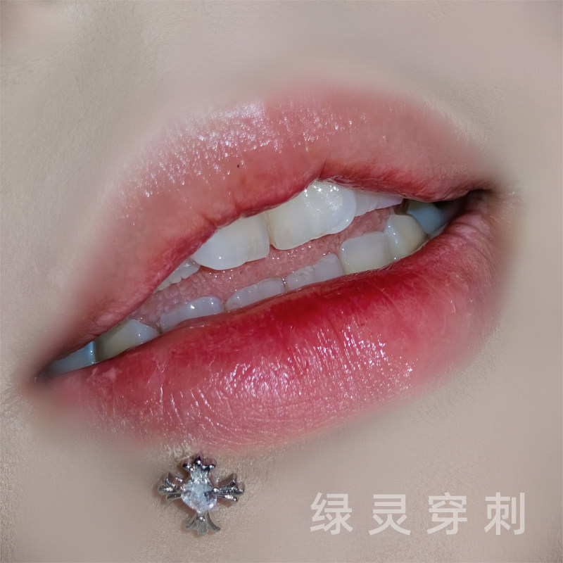 绿灵 白马骑士 亚比十字架个性唇钉钢钛外螺纹耳骨钉辣妹穿刺饰品,淘宝优惠券,粉丝福利购,淘宝优惠卷