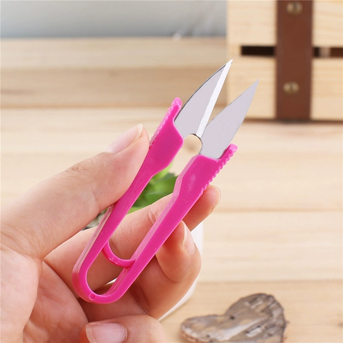 U -shape маленькие ножницы с разрезанием заголовка