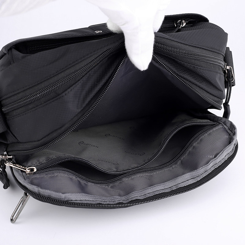 Casual sports lightweight waterproof and fashionable simple crossbody bag