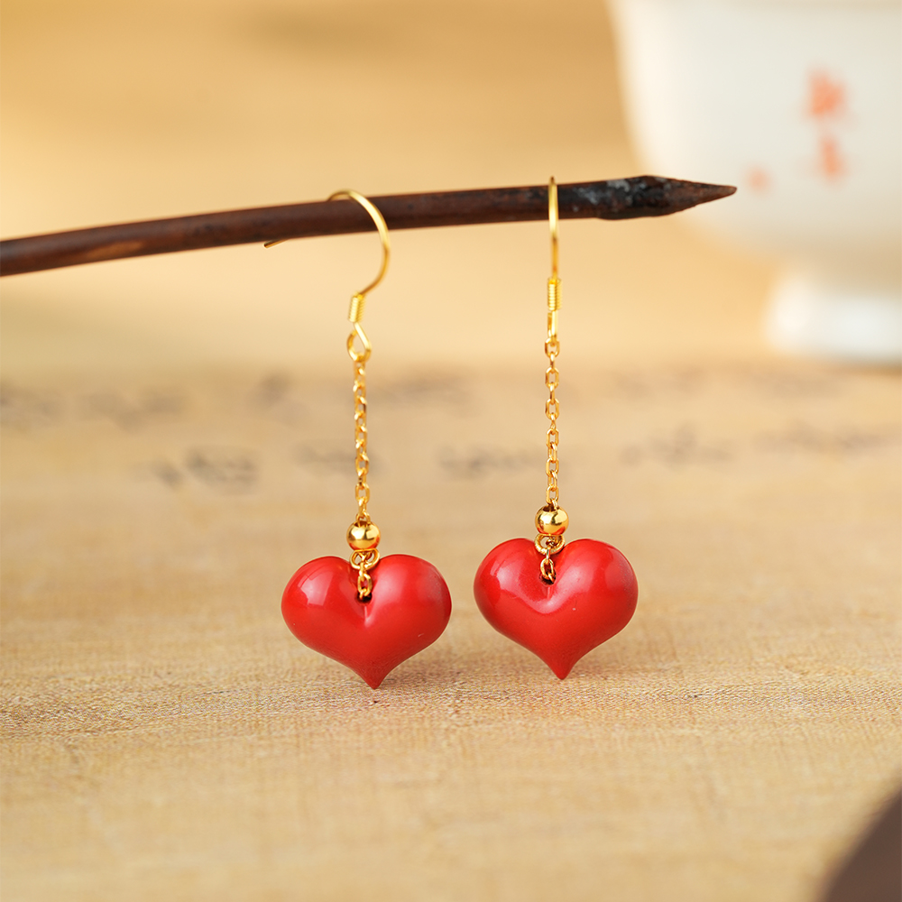 御臻珠宝｜朱砂｜S925银｜高含量设计款爱心耳钩屁桃女国风新款女 - 图0