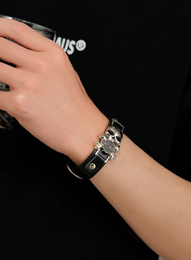 复古骷髅头皮带扣手链男女潮流个性小众设计手环霸气朋克嘻哈手饰