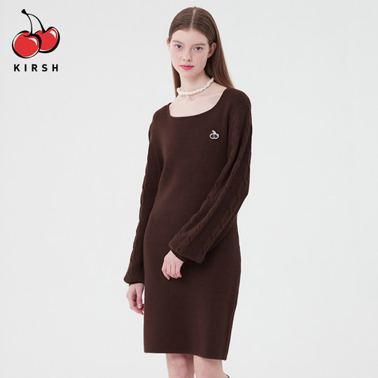 Kirsh grande cerise printemps et automne nouvelle robe tricotée col carré doux jupe courte fille haut de gamme grande taille