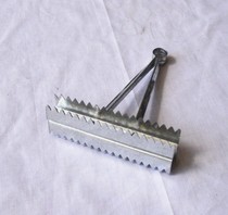 Iron comb horse sweat scraper iron production horse cleaning New Shepherd Mongolian traditional stable supplies