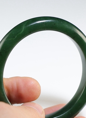 【61口】和田玉手镯 天然碧玉有水线妈妈奶奶玉镯送证书 楼叔孤品