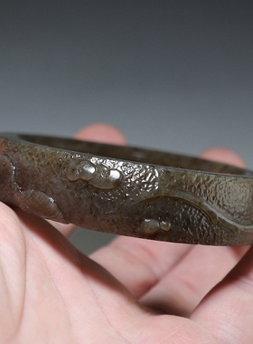 [原创]新疆和田糖玉手镯纯手工雕刻大鱼莲花荷叶个性扁镯楼叔孤品