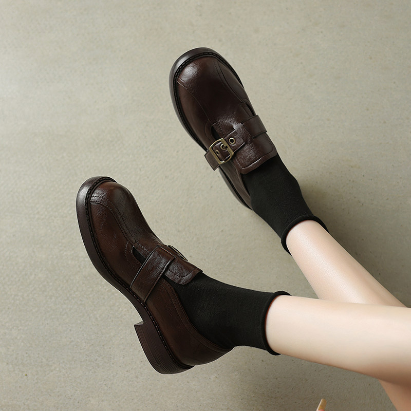 lorem香港 2026春季新款单鞋复古学院风粗跟休闲百搭深口小皮鞋女,淘宝优惠券,粉丝福利购,淘宝优惠卷