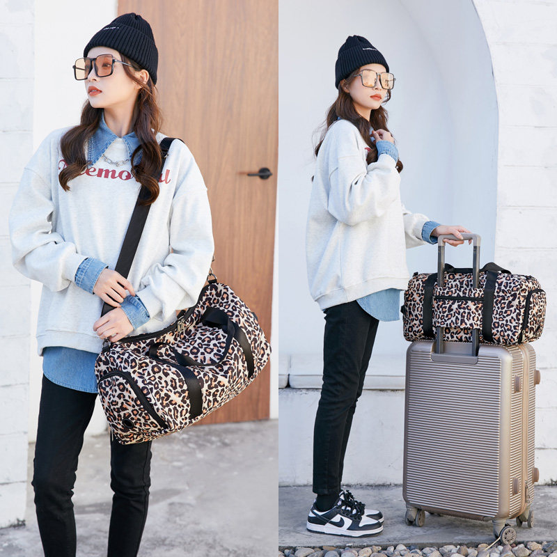 帕达娜女轻便大容量防水手提健身包 帕达娜旅行袋