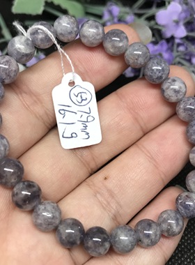 堇青石浅蓝色水晶一物一图