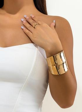 小众设计款捆版光面铜镀金银色手镯女复古装饰配饰抽象夸张手饰品