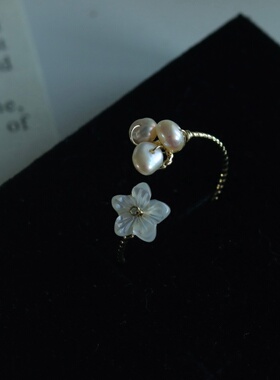 《花间信使》法式天然贝母花朵巴洛克珍珠戒指超仙可调节开口戒女