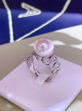 高级感正圆强光精美大颗珍珠戒指