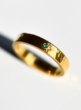 祖绿戒指匠人手作锤纹黄金色戒