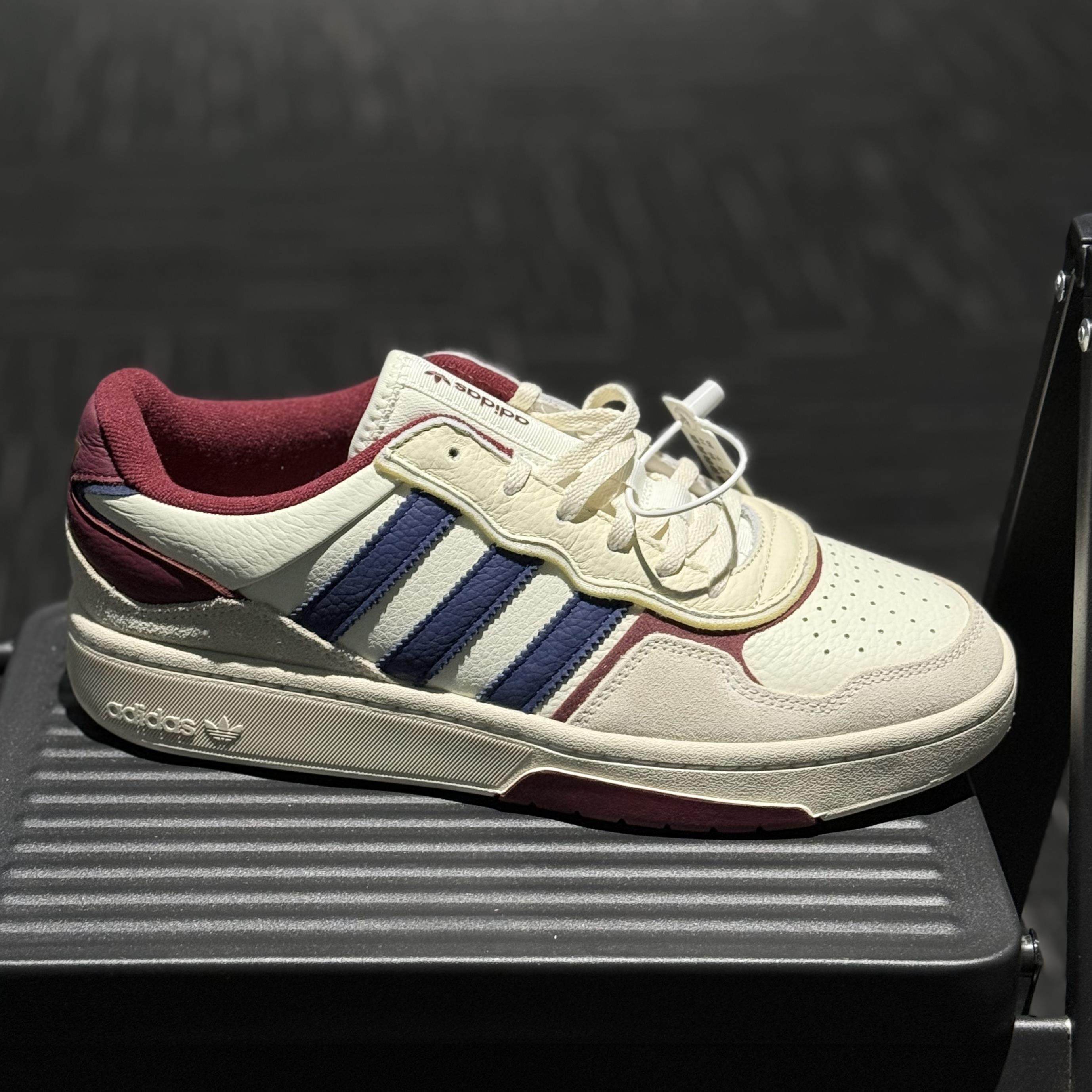 Adidas阿迪达斯男鞋春季新款低帮小白鞋红色复古运动板鞋ID0560,淘宝优惠券,粉丝福利购,淘宝优惠卷