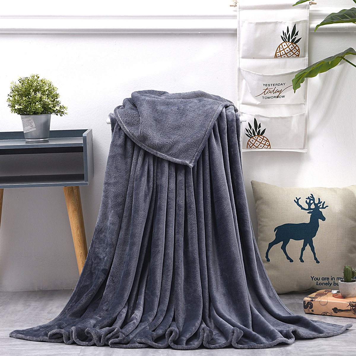 Warm Coral Fleece Blanket Winter Sheet Bedspread Sofa Throw-图2