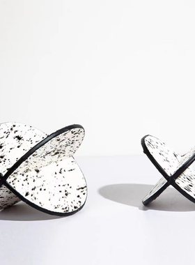 现代轻奢简约创意马毛魔方装饰品摆件样板间书房卧室茶几原创摆设