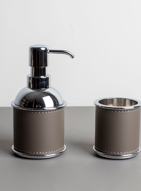 现代简约不锈钢创意卫浴组合摆设样板间售楼处高端卫生间卫浴摆件