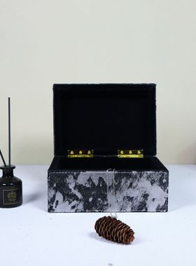 现代简约马毛皮革装饰盒首饰盒收纳创意摆件桌面衣帽间酒店样板间