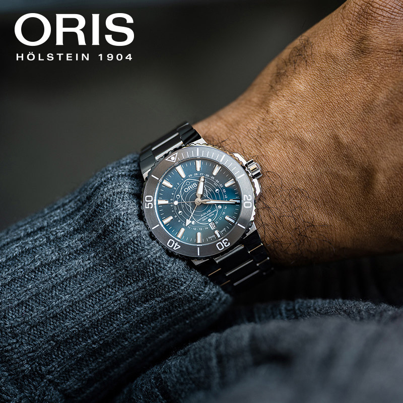 ORIS豪利时瓦登海限量版腕表渐变灰蓝色盘自动机械潮汐日历腕表