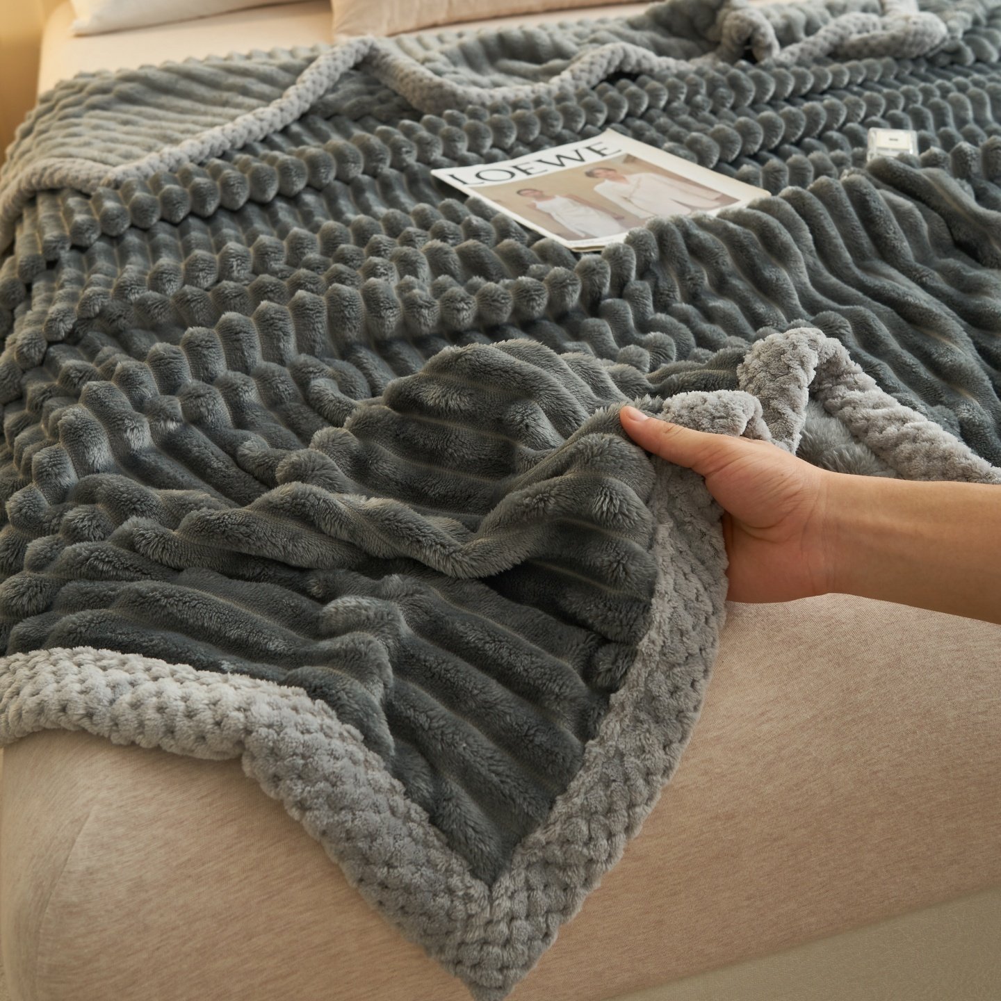 毛毯子空调薄盖毯被牛奶珊瑚绒四季通用夏季毛巾办公室午睡床上用,淘宝优惠券,粉丝福利购,淘宝优惠卷