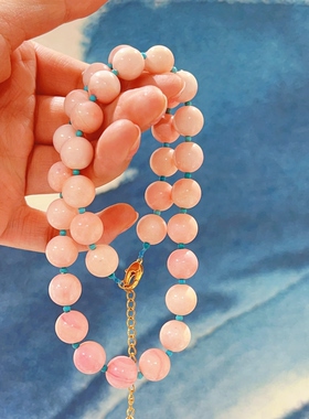 原创设计天然淡粉色女王贝锁骨链轻奢法式叠戴绿松石项链女款镀金