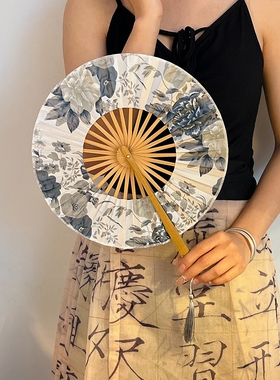 新中式水墨绢布折扇夏天古风扇子配旗袍随身便携手摇竹扇国风汉服