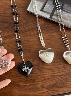 小众设计款手工珠子琉璃爱心吊坠项链女甜酷辣妹风长款手工项链女