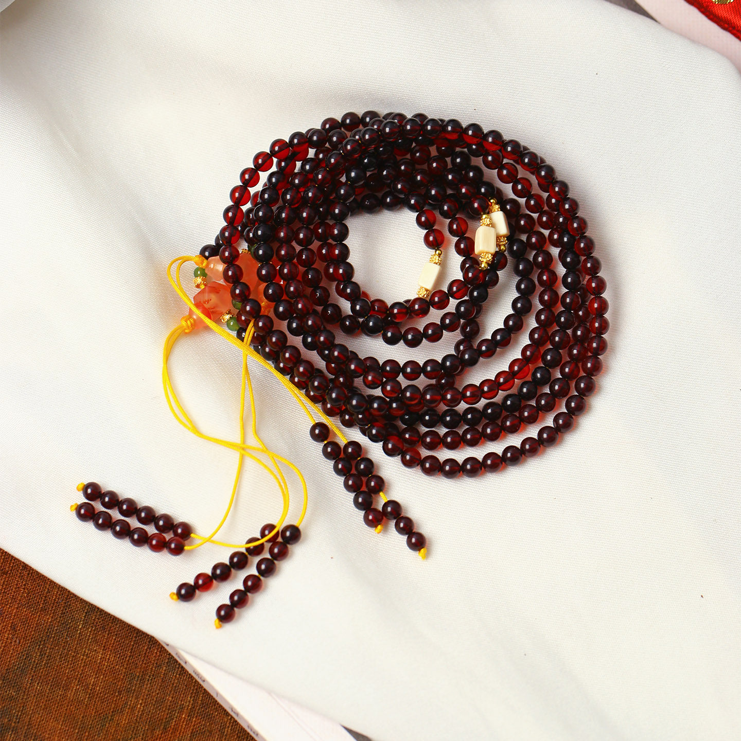 天然琥珀血珀圆珠原创搭配款多圈手链佛珠链 女款琥珀毛衣链饰品,淘宝优惠券,粉丝福利购,淘宝优惠卷