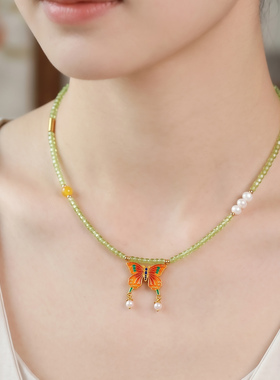 天然水晶橄榄石刻面珠原创搭配蝴蝶坠子款项链女款水晶彩宝锁骨链