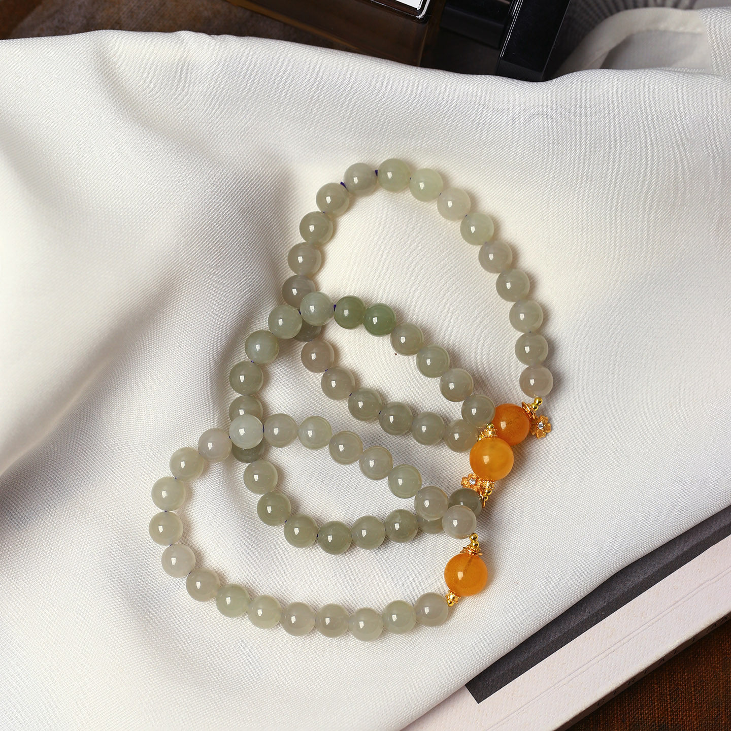 天然和田玉冰料烟灰圆珠原创搭配款手链 女款玉石手串饰品礼物,淘宝优惠券,粉丝福利购,淘宝优惠卷