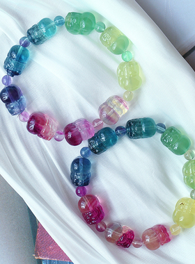 彩萤石雕刻貔貅渐变色款手链