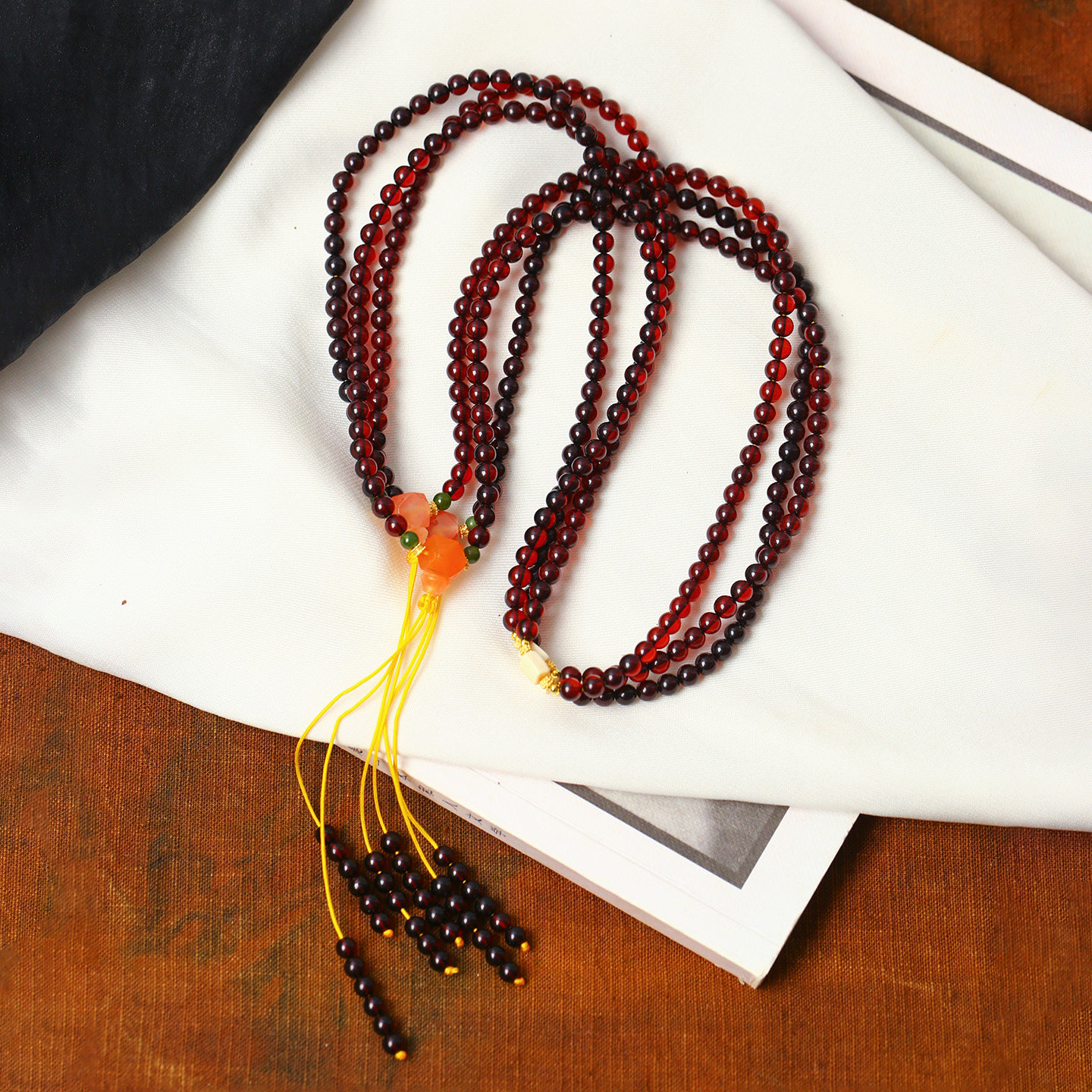 天然琥珀血珀圆珠原创搭配款多圈手链佛珠链 女款琥珀毛衣链饰品,淘宝优惠券,粉丝福利购,淘宝优惠卷