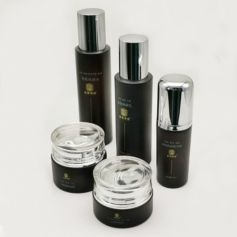 权新英跃 美肌焕颜套盒 美肌焕颜水乳精华液面霜眼霜,淘宝优惠券,粉丝福利购,淘宝优惠卷