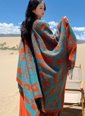 民族风保暖披肩新疆大西北沙漠斗篷拍照围巾秋冬百搭复古外搭披风