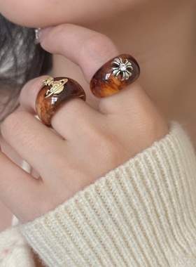 小众设计款土星玳瑁色宽版戒指女个性十字架星球冷淡风食指指环