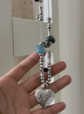 钛钢项链小众复古雕花纹理桃心项链陶瓷珠爱心项链百搭潮酷毛衣链