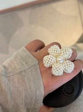 甜美ins小众设计稿个性立体珍珠花朵项链时尚个性百搭轻奢戒指女