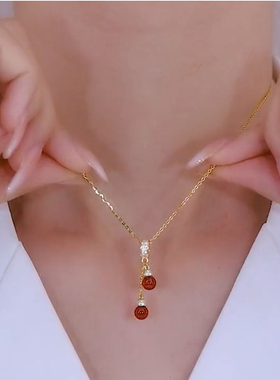 轻奢红玛瑙流苏吊坠项链钛钢