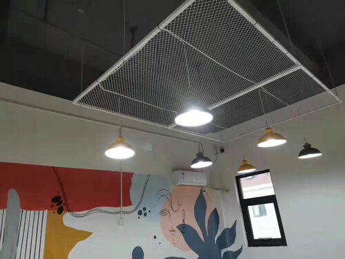工业风铁丝网天花板铁艺餐厅酒吧吊顶装饰隔断菱形网格网片背景墙 - 图1