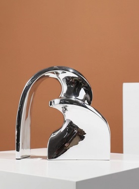 简约创意抽象艺术旋转缎带摆件样板间客厅电视柜设计师软装饰品