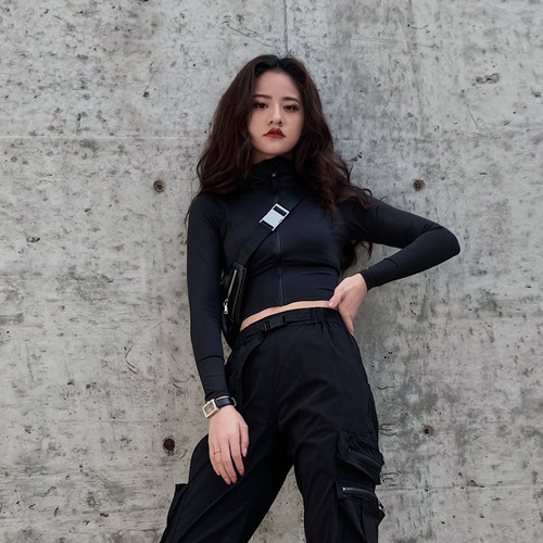 黑宇宙 春秋工装外套女黑色紧身长袖漏腰薄百搭嘻哈运动上衣ins潮 - 图1