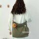 Water-repellent fabric crossbody bag Japanese and Korean that can hold books and computers