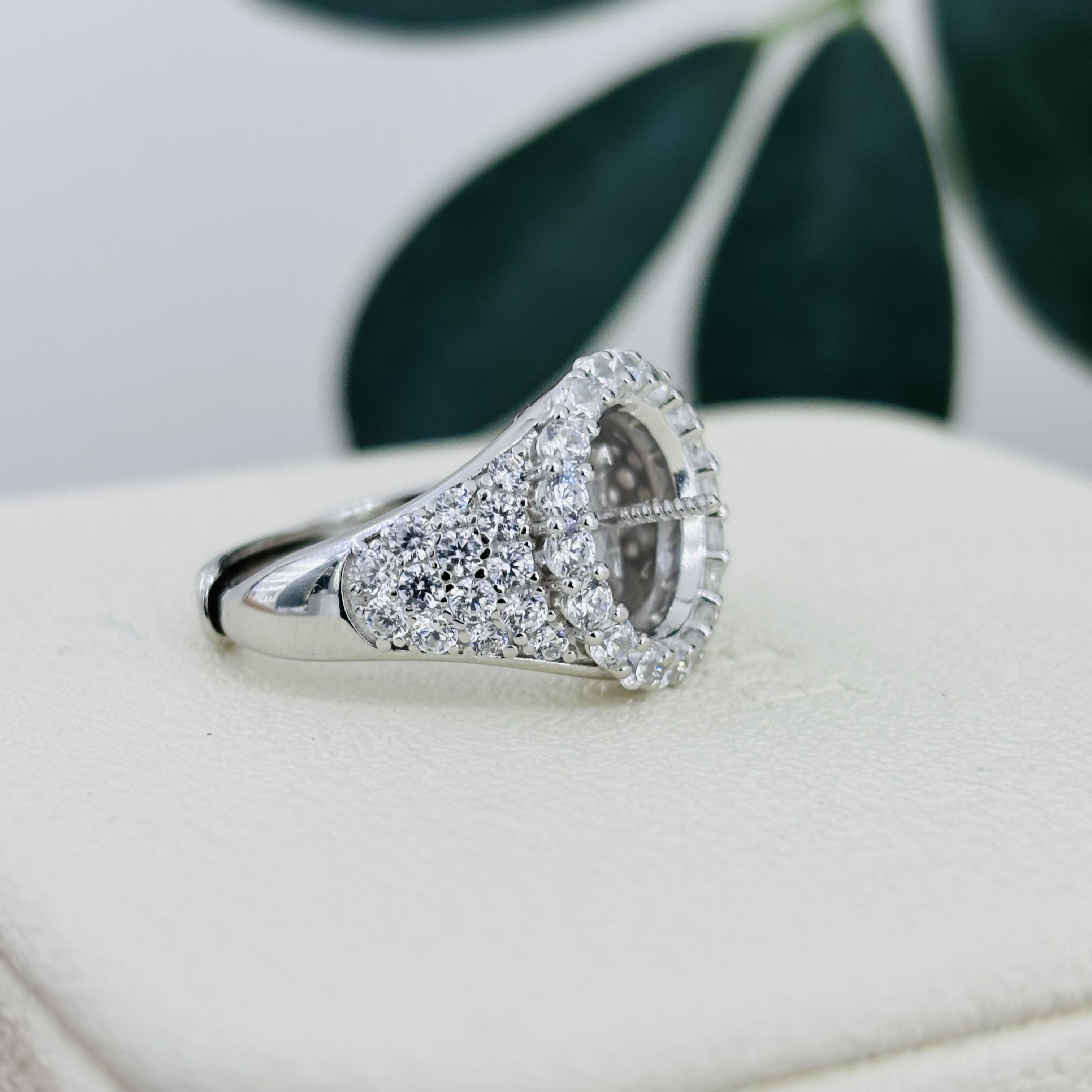 DIY Seiko sterling silver S925 diamond zircon sunflower ring can be equipped with 12mm pearl inner wall mesh