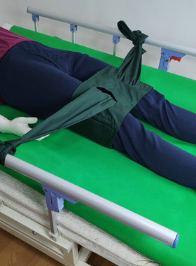 老年人乱踹保护性约束带腿部卧床
