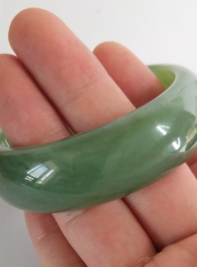 翡玉珠宝手镯经典款