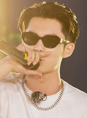 花儿与少年王安宇同款gm墨镜男