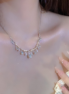 小众设计感不规则金属锆石水滴流苏项链女个性百搭气质颈链锁骨链