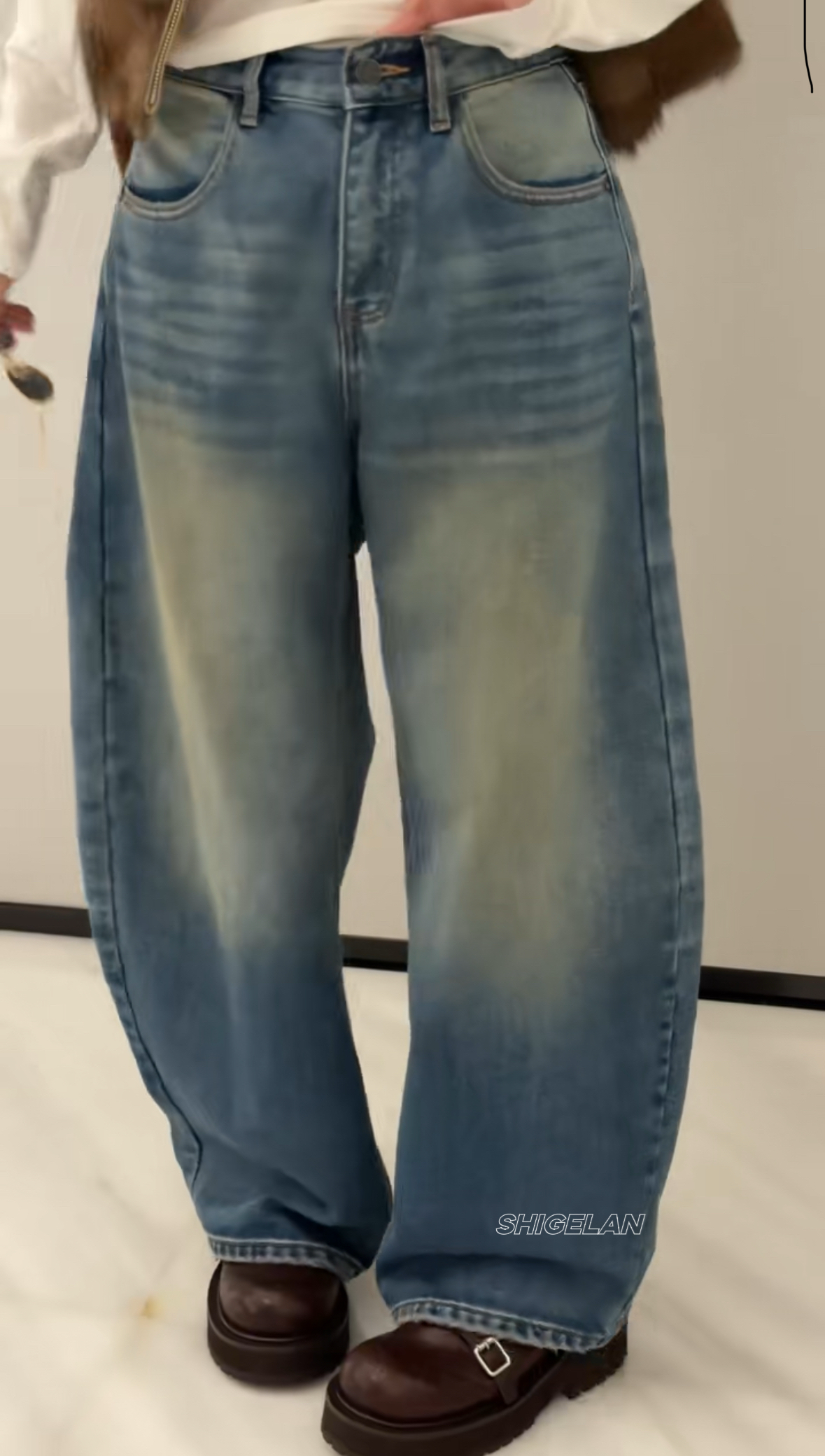 18171诗歌兰女装2025新冬款 复古做旧高腰显瘦弯刀裤薄绒牛仔裤女,淘宝优惠券,粉丝福利购,淘宝优惠卷