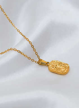 精致简约复古高级感锁骨链钛钢